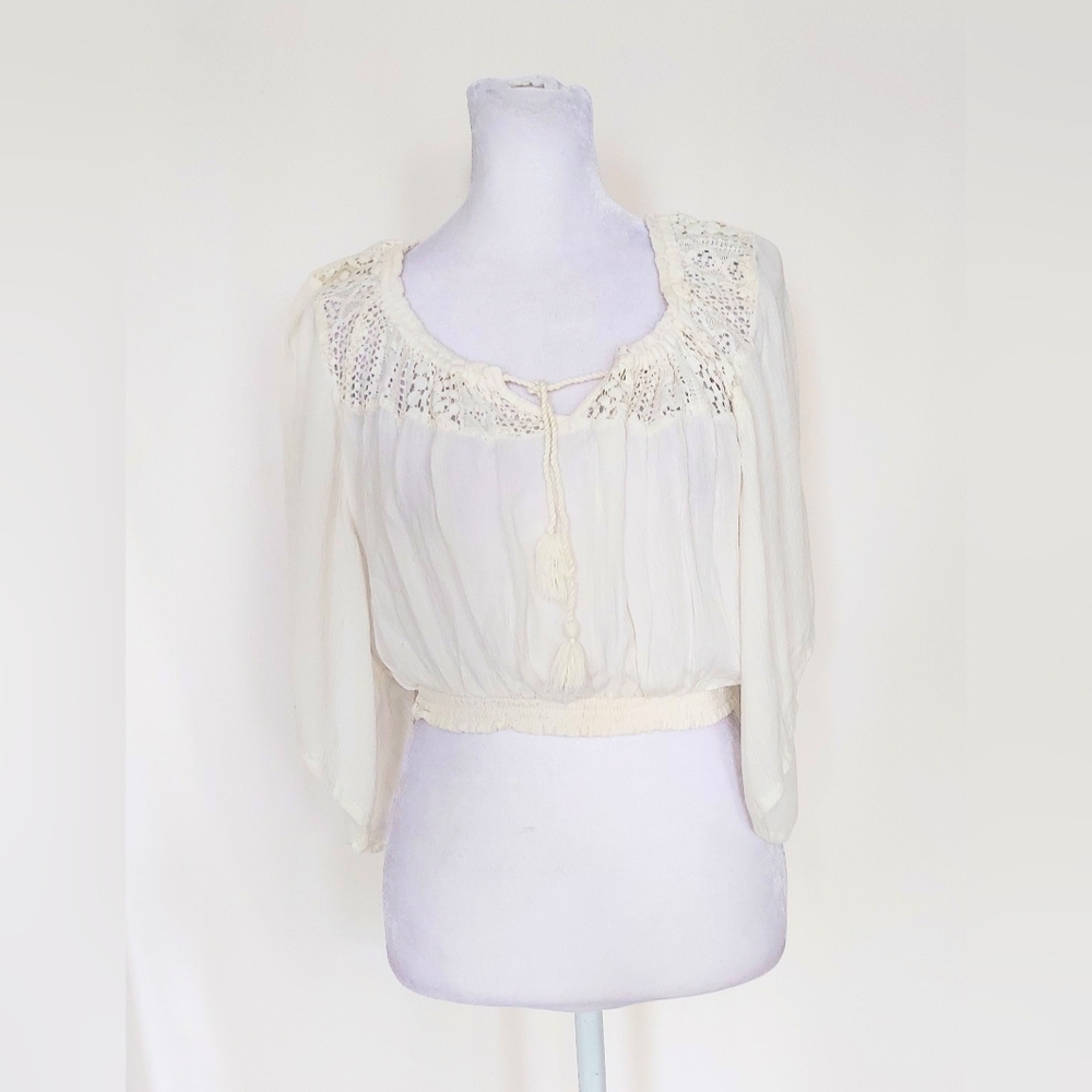 Hollister Crochet Lace Pullover Crop Peasant Top Size XS Ivory